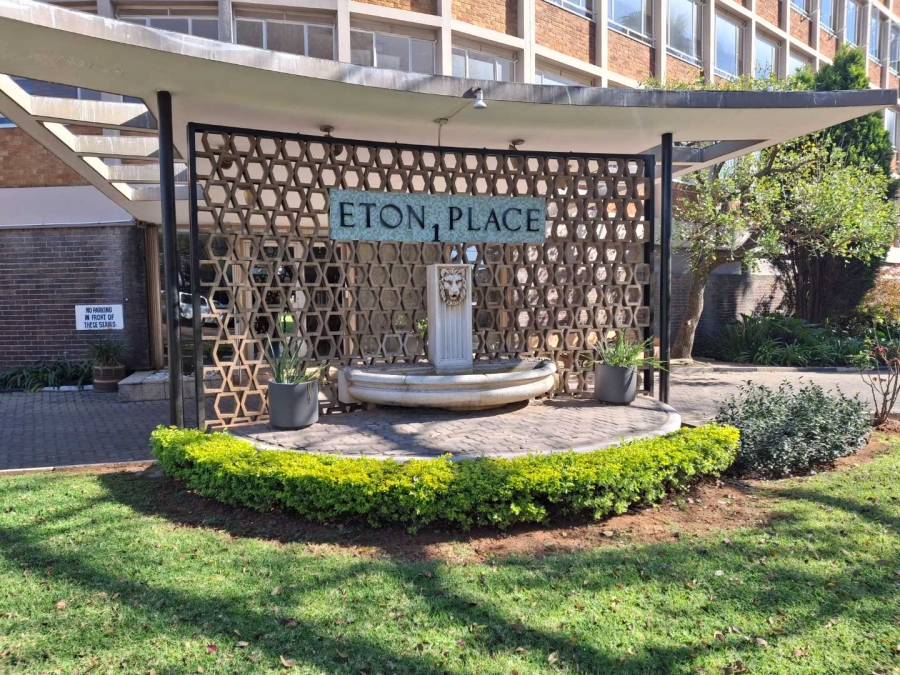 To Let 3 Bedroom Property for Rent in Illovo Gauteng