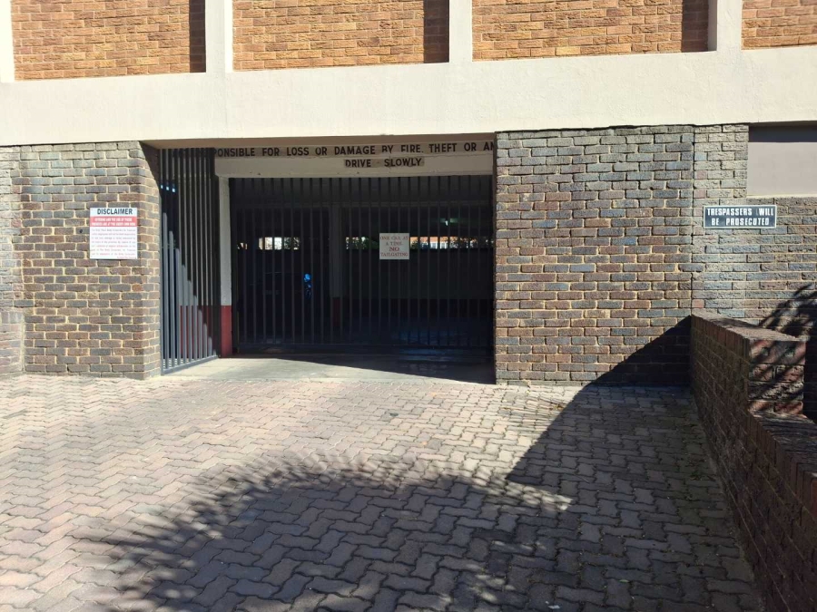 To Let 3 Bedroom Property for Rent in Illovo Gauteng