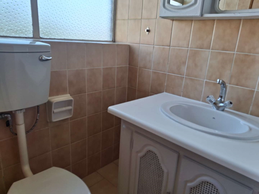 To Let 3 Bedroom Property for Rent in Illovo Gauteng