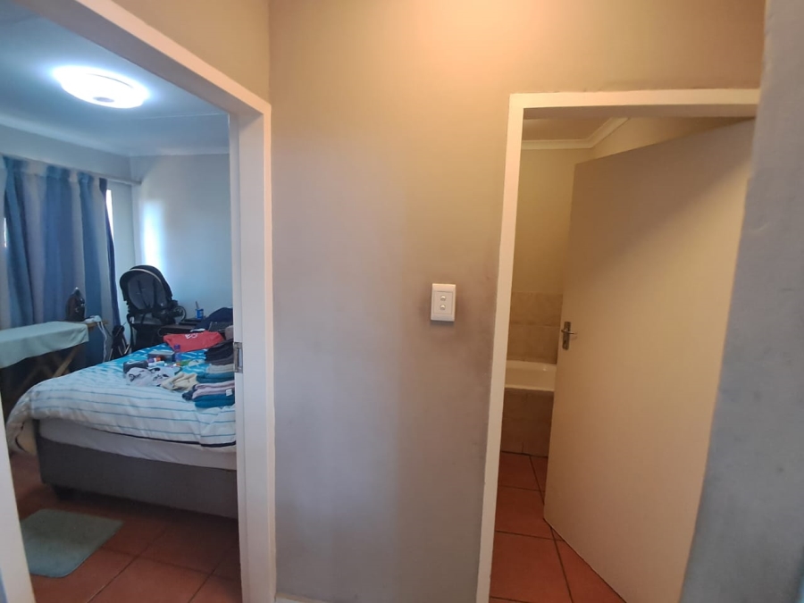 3 Bedroom Property for Sale in Noordwyk Gauteng