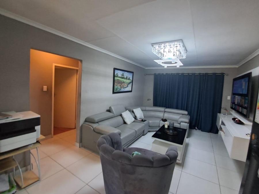 3 Bedroom Property for Sale in Noordwyk Gauteng