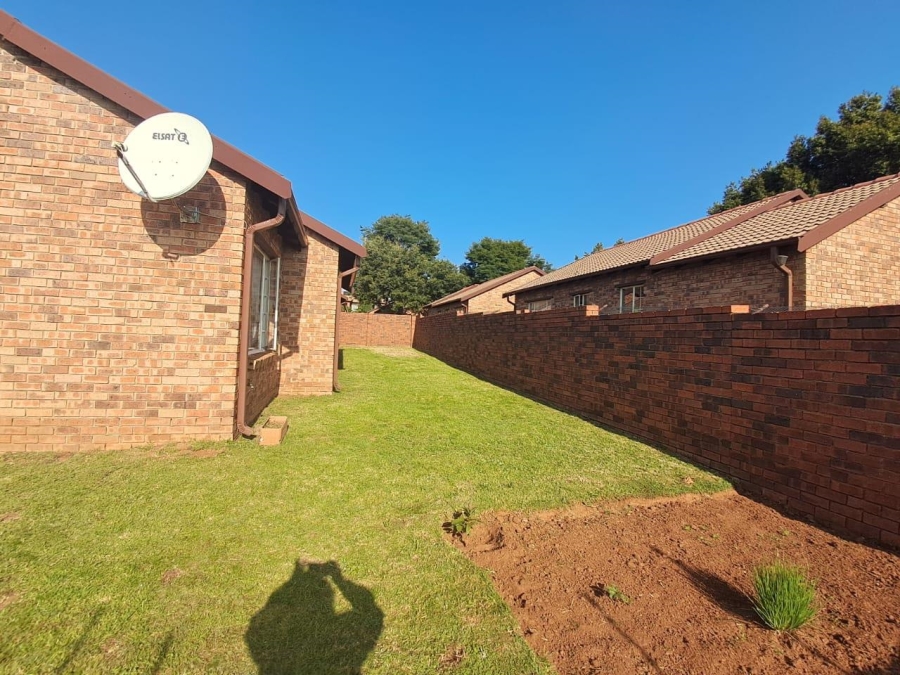 3 Bedroom Property for Sale in Noordwyk Gauteng