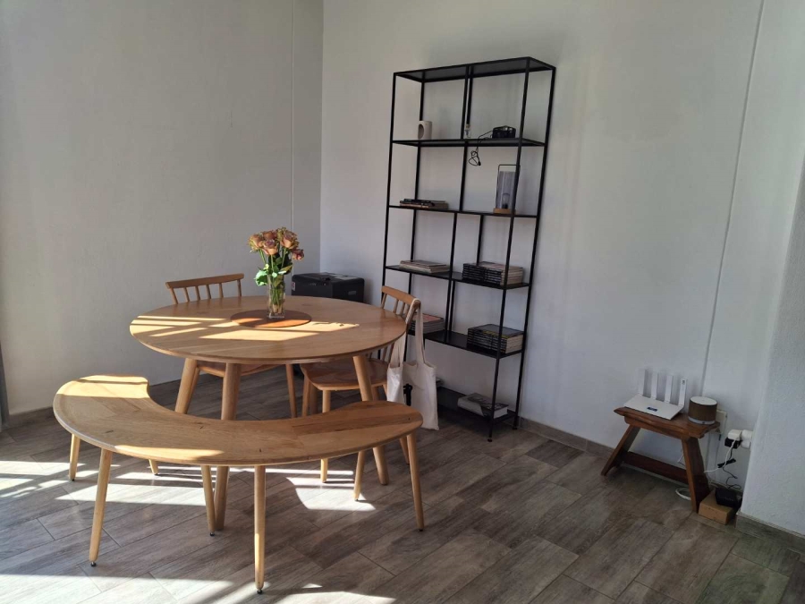 To Let 2 Bedroom Property for Rent in Illovo Gauteng