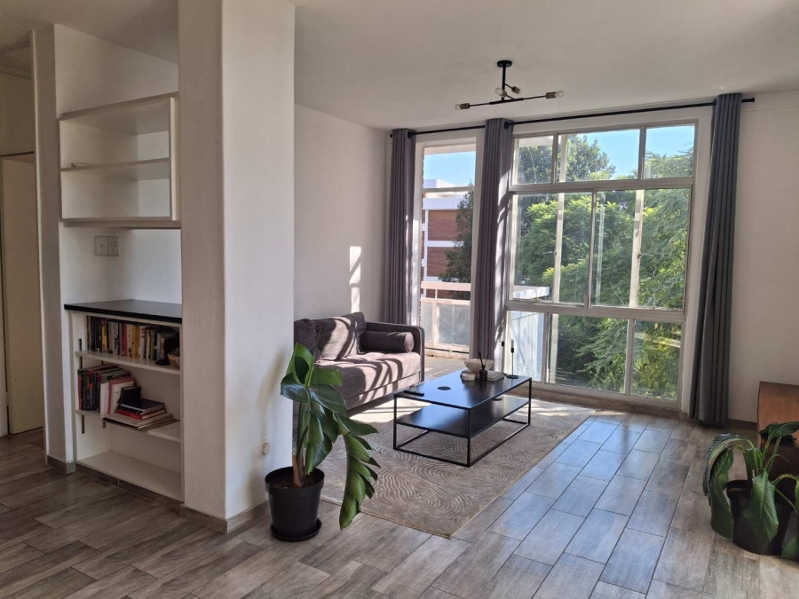To Let 2 Bedroom Property for Rent in Illovo Gauteng
