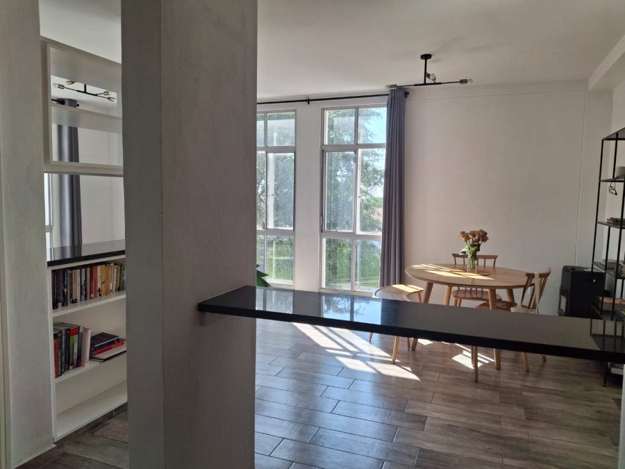 To Let 2 Bedroom Property for Rent in Illovo Gauteng
