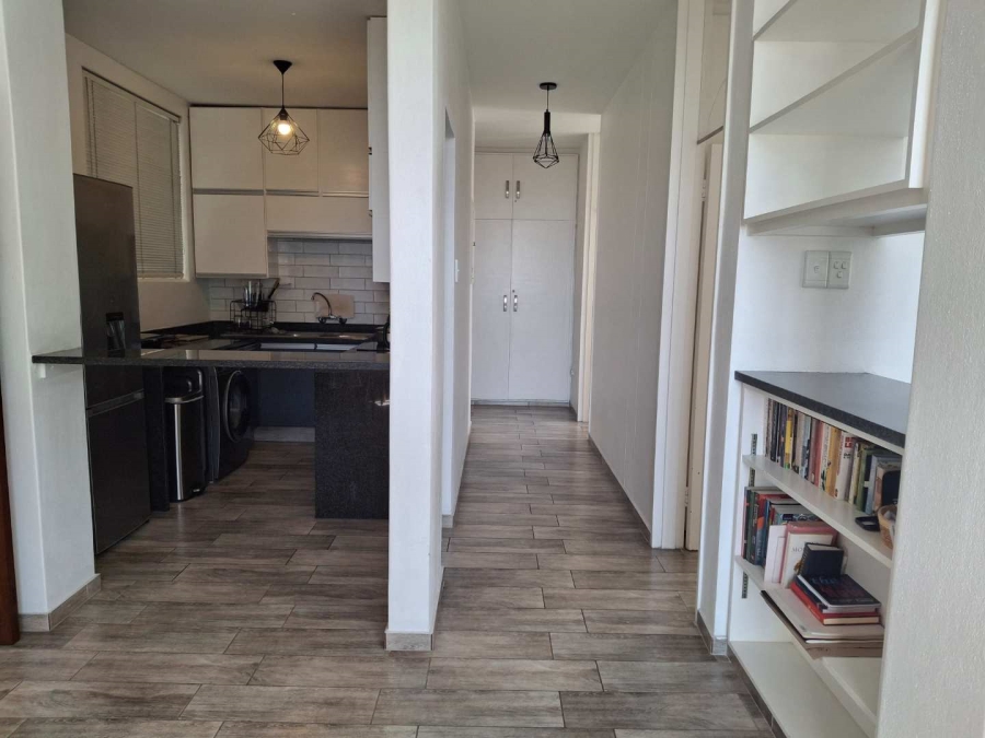 To Let 2 Bedroom Property for Rent in Illovo Gauteng
