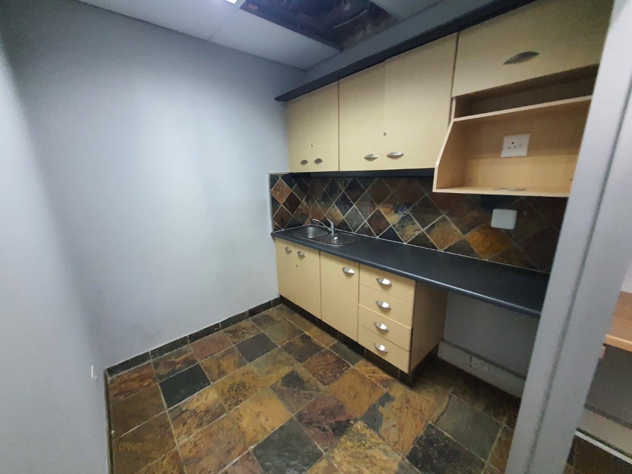 To Let commercial Property for Rent in Die Hoewes Gauteng