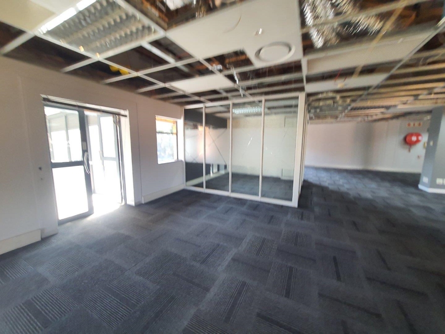 To Let commercial Property for Rent in Die Hoewes Gauteng