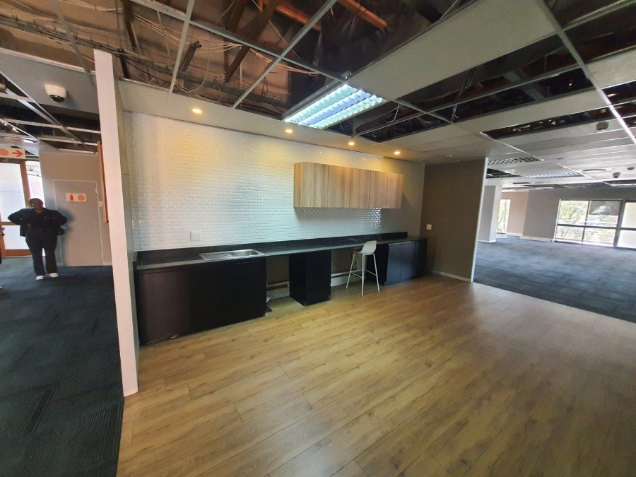 To Let commercial Property for Rent in Die Hoewes Gauteng