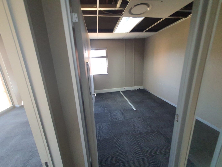 To Let commercial Property for Rent in Die Hoewes Gauteng