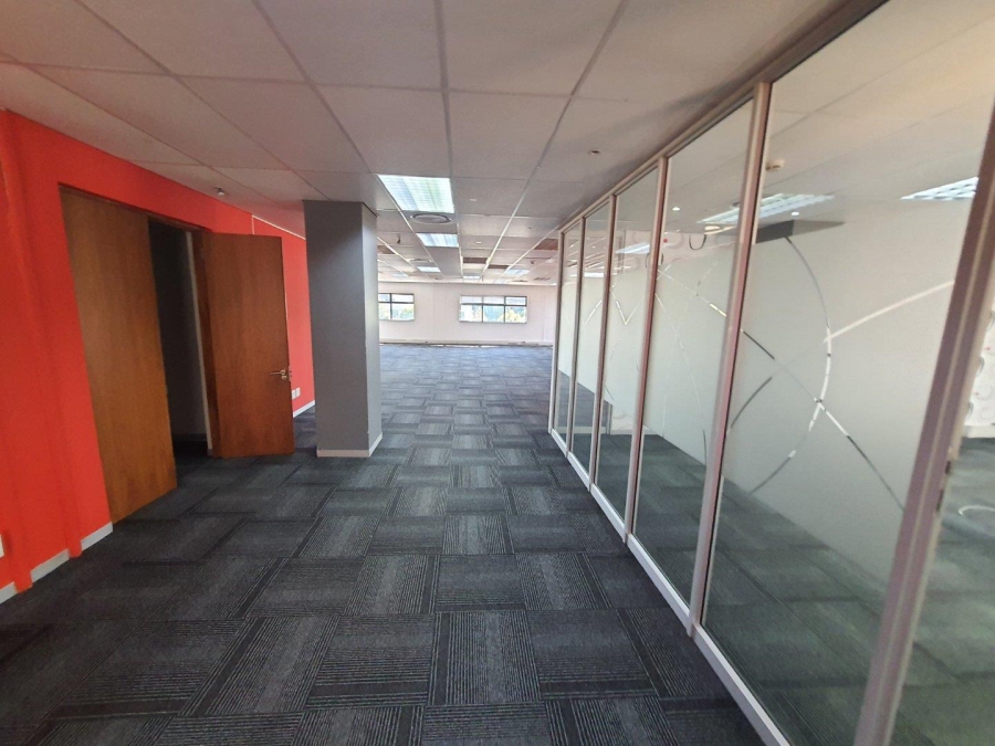 To Let commercial Property for Rent in Die Hoewes Gauteng