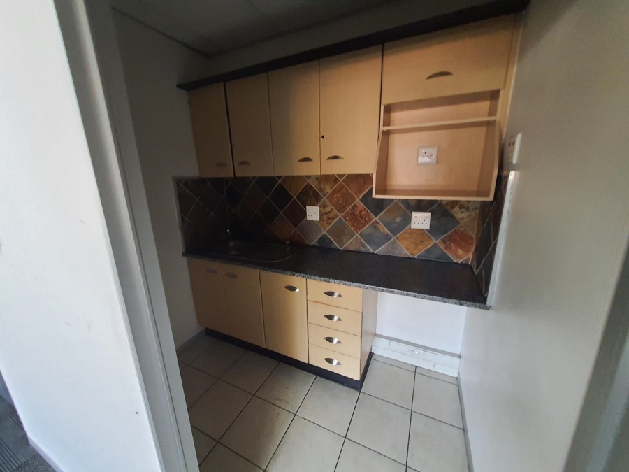 To Let commercial Property for Rent in Die Hoewes Gauteng