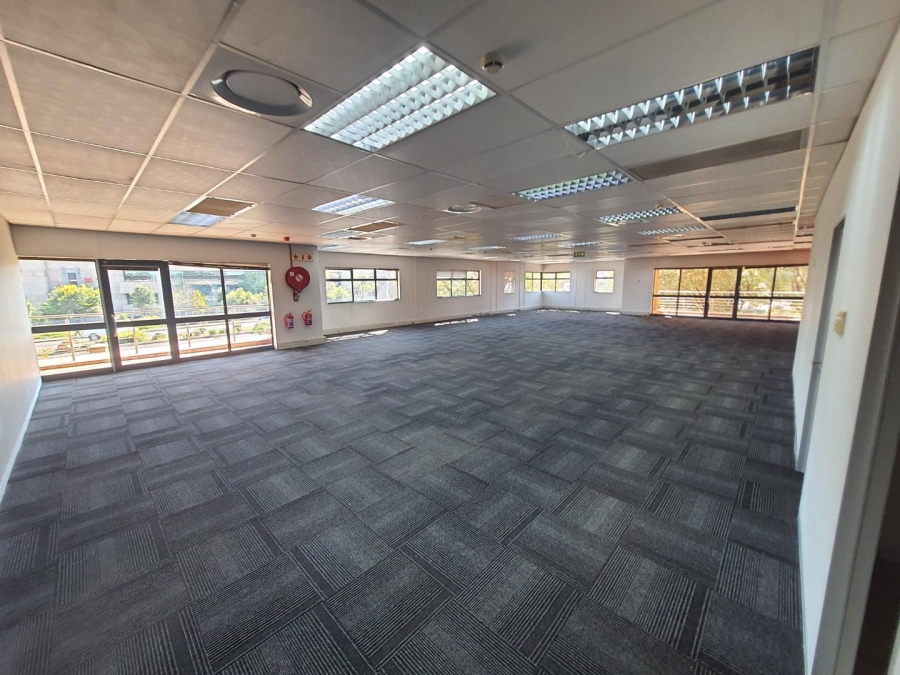 To Let commercial Property for Rent in Die Hoewes Gauteng