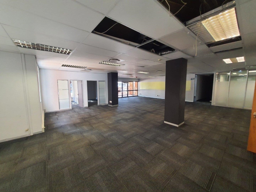 Commercial Property for Sale in Die Hoewes Gauteng