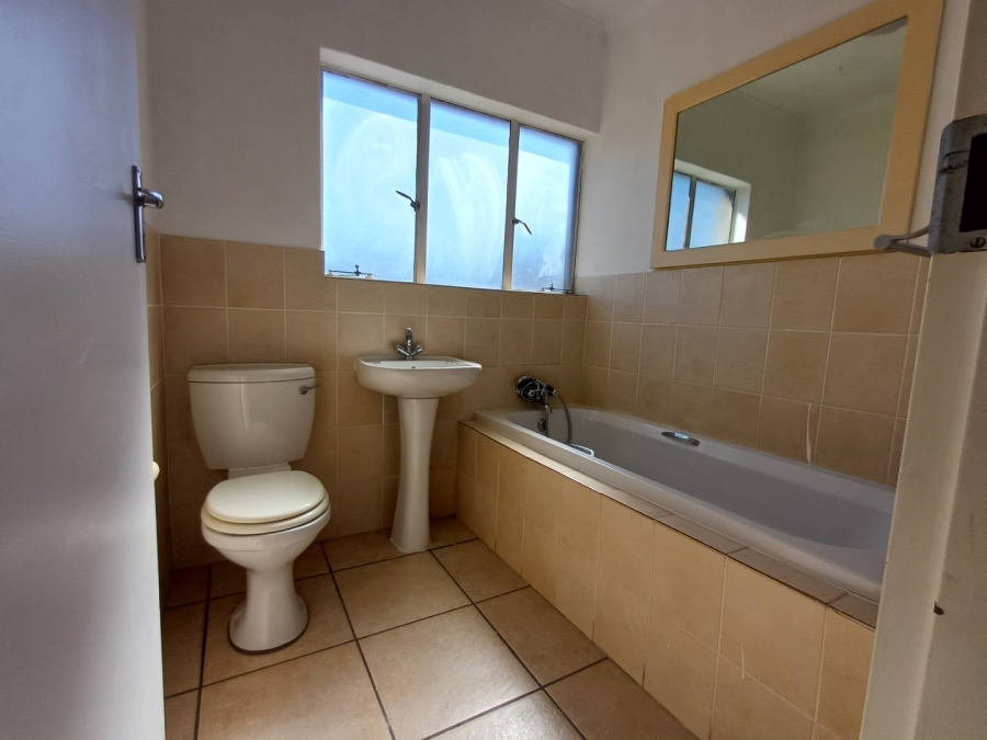 To Let 2 Bedroom Property for Rent in Bloubosrand Gauteng