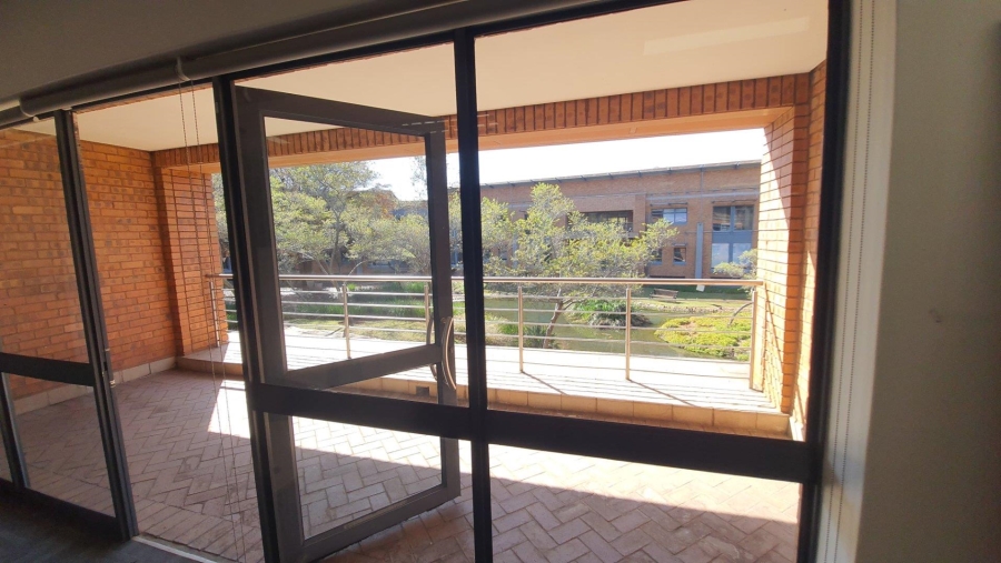 To Let commercial Property for Rent in Die Hoewes Gauteng