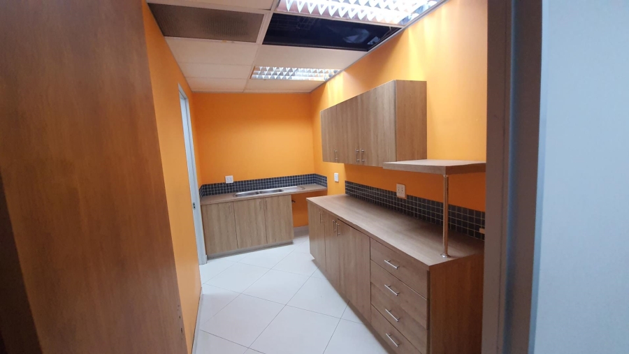 To Let commercial Property for Rent in Die Hoewes Gauteng
