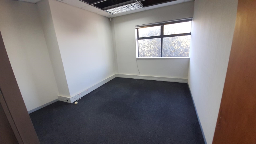 To Let commercial Property for Rent in Die Hoewes Gauteng