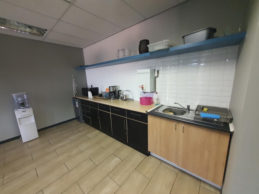 To Let commercial Property for Rent in Die Hoewes Gauteng