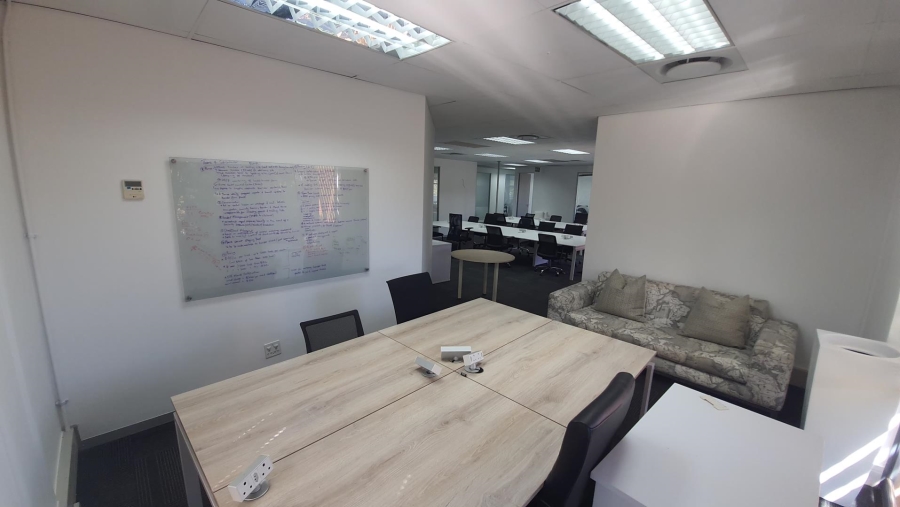 Commercial Property for Sale in Die Hoewes Gauteng