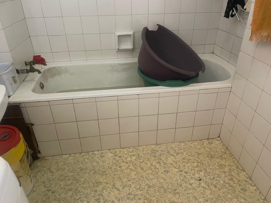 2 Bedroom Property for Sale in Berea Gauteng