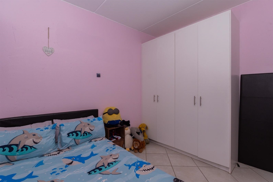 2 Bedroom Property for Sale in Goedeburg Gauteng