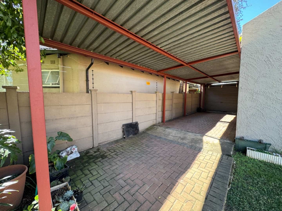 4 Bedroom Property for Sale in Brackendowns Gauteng