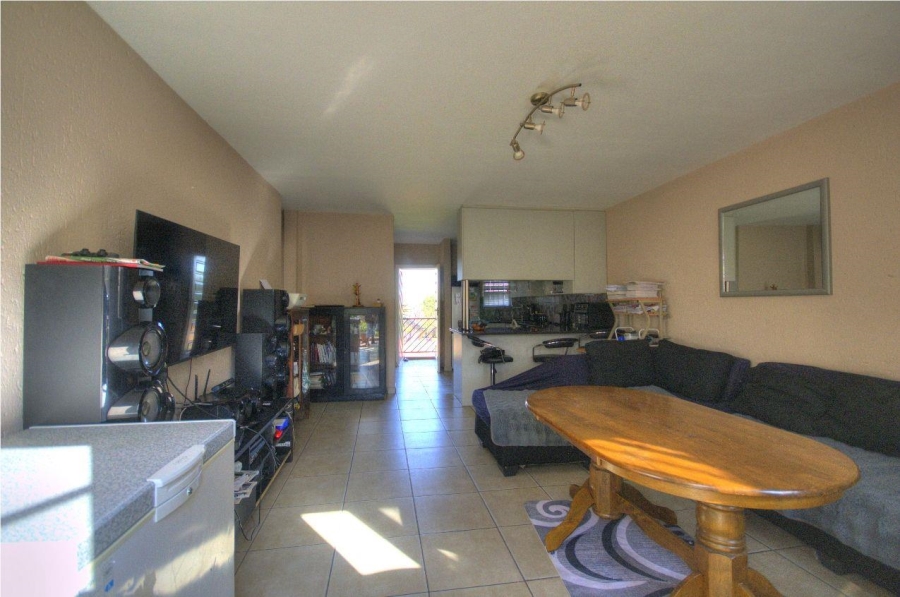 2 Bedroom Property for Sale in Brackendowns Gauteng