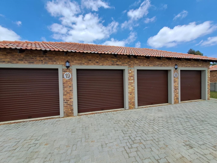 To Let 3 Bedroom Property for Rent in Riversdale Gauteng