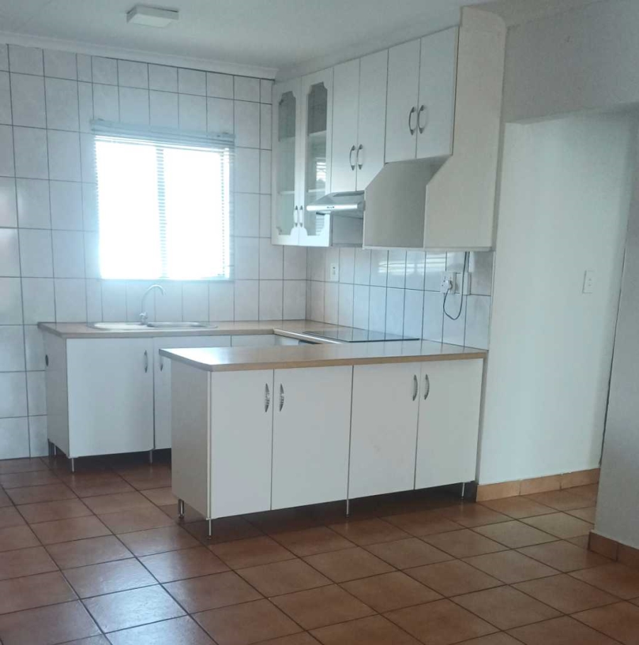 2 Bedroom Property for Sale in Crystal Park Gauteng