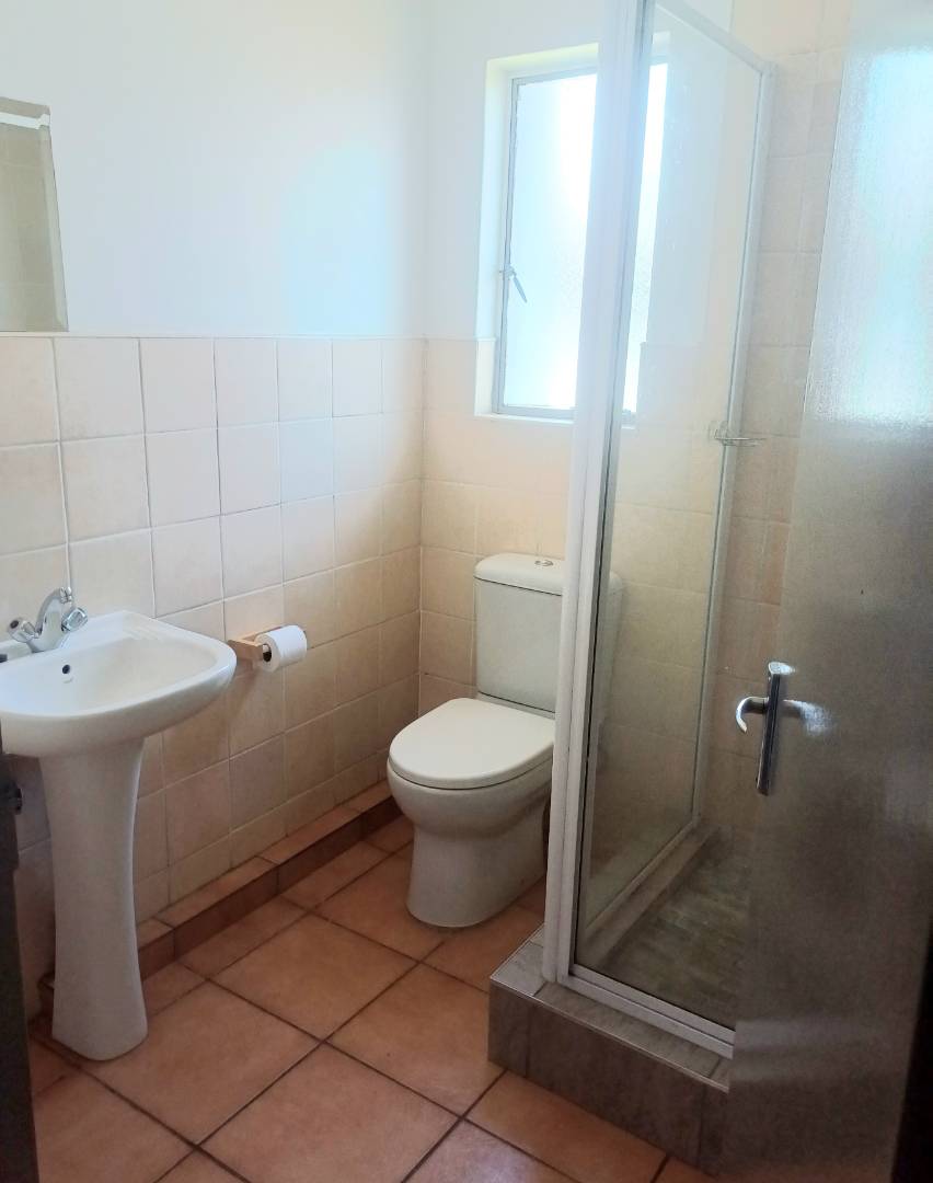 2 Bedroom Property for Sale in Crystal Park Gauteng