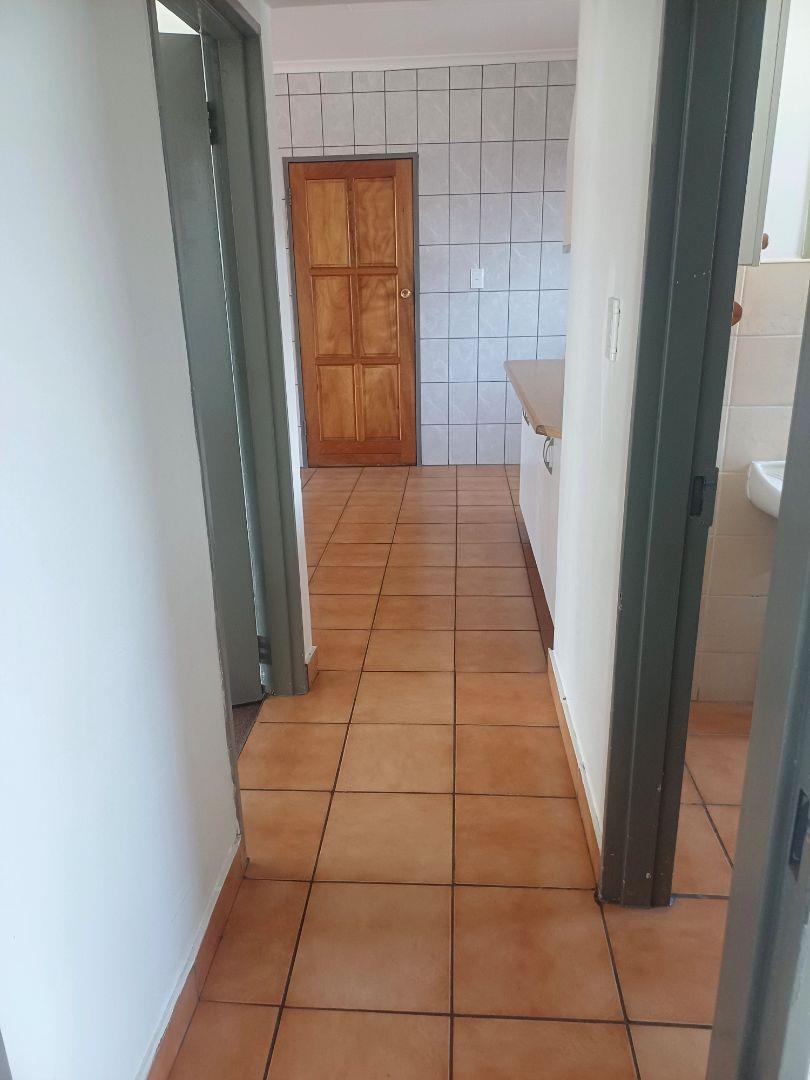 2 Bedroom Property for Sale in Crystal Park Gauteng