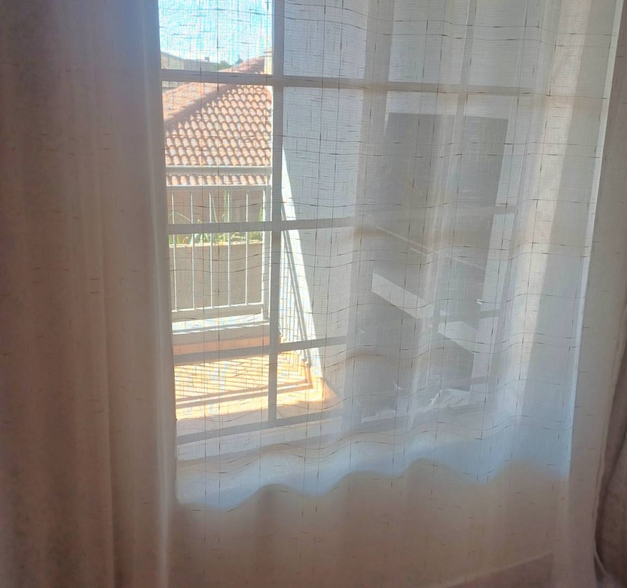 2 Bedroom Property for Sale in Crystal Park Gauteng