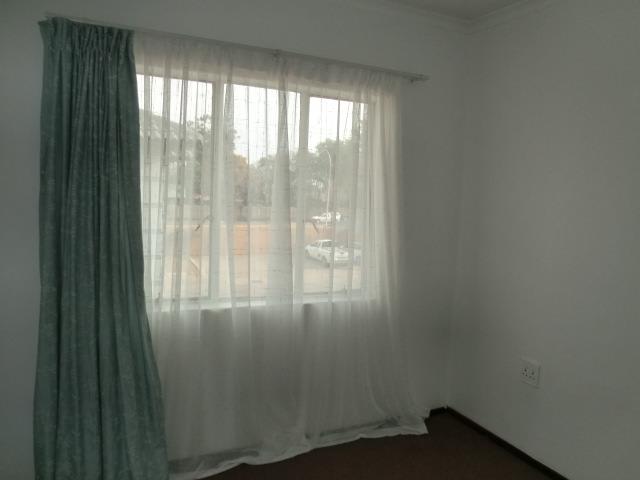 2 Bedroom Property for Sale in Crystal Park Gauteng