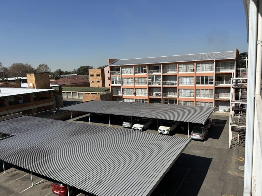 2 Bedroom Property for Sale in Benoni Central Gauteng