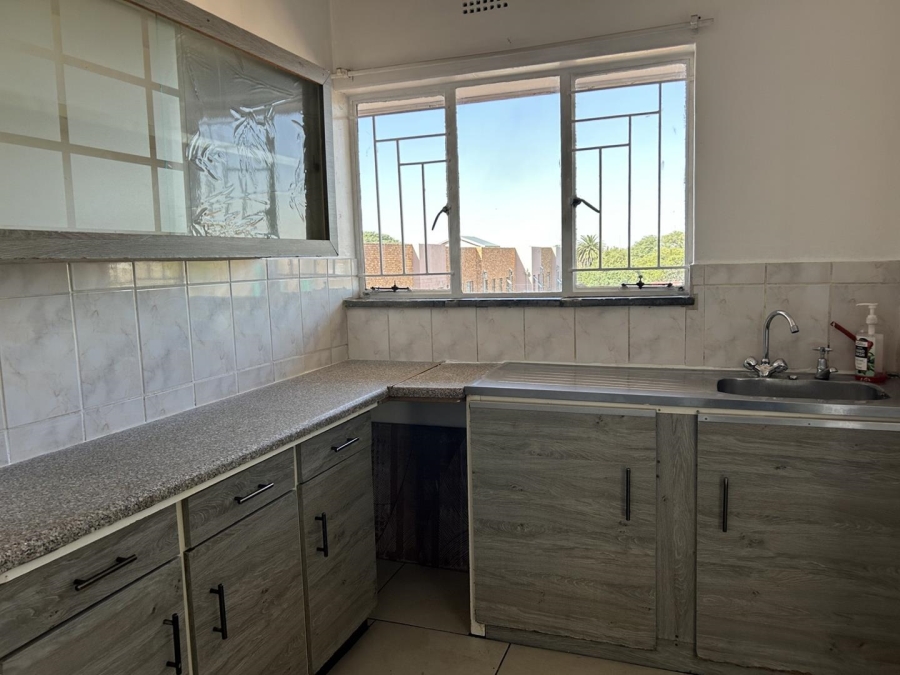 2 Bedroom Property for Sale in Benoni Central Gauteng