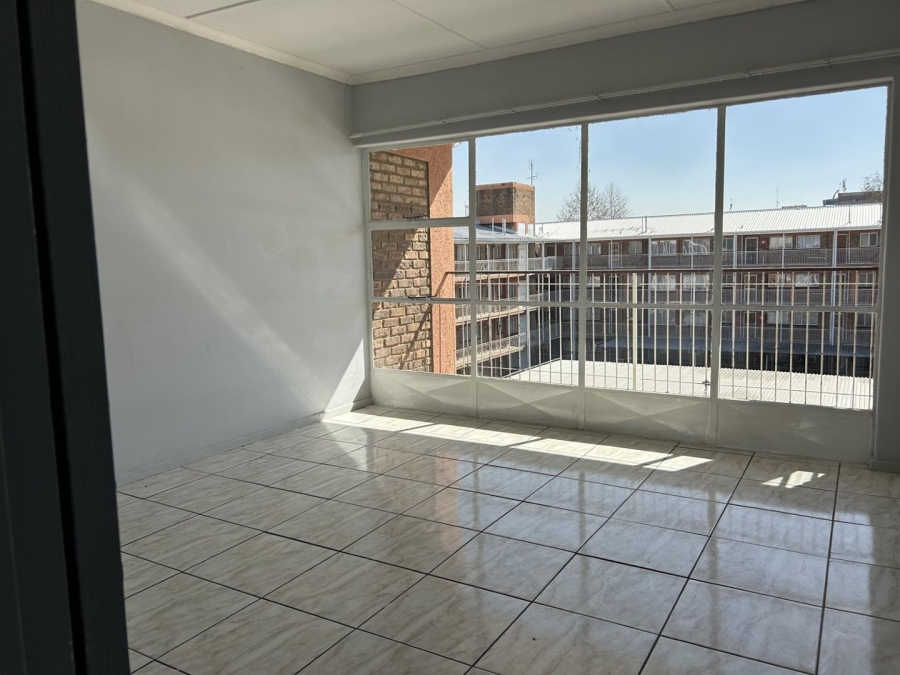 2 Bedroom Property for Sale in Benoni Central Gauteng