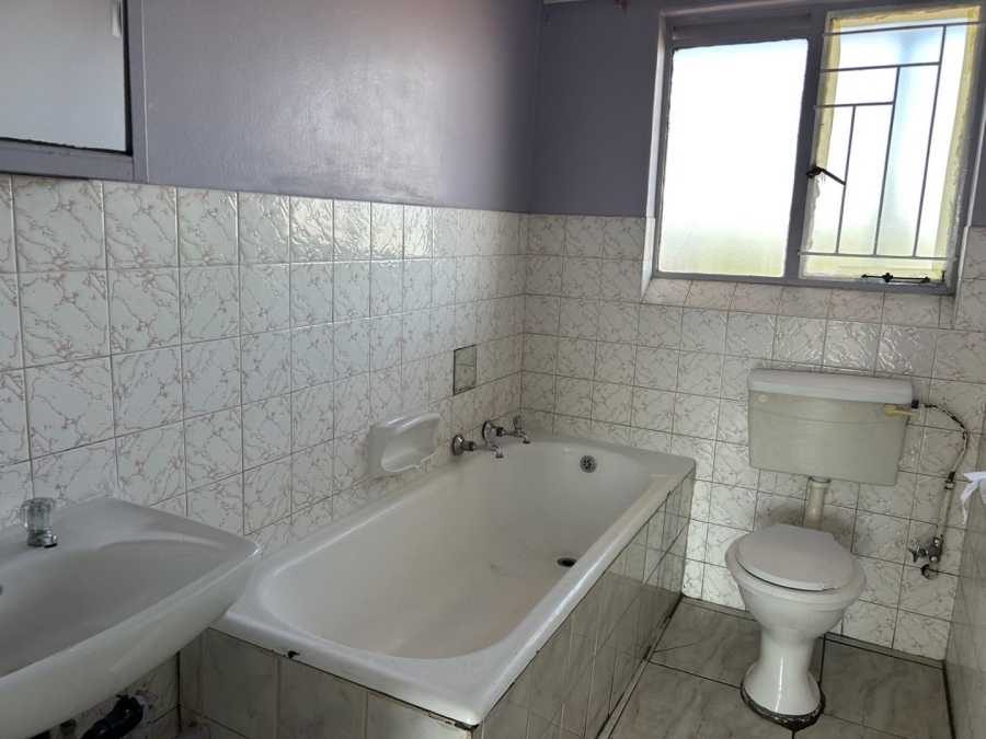 2 Bedroom Property for Sale in Benoni Central Gauteng