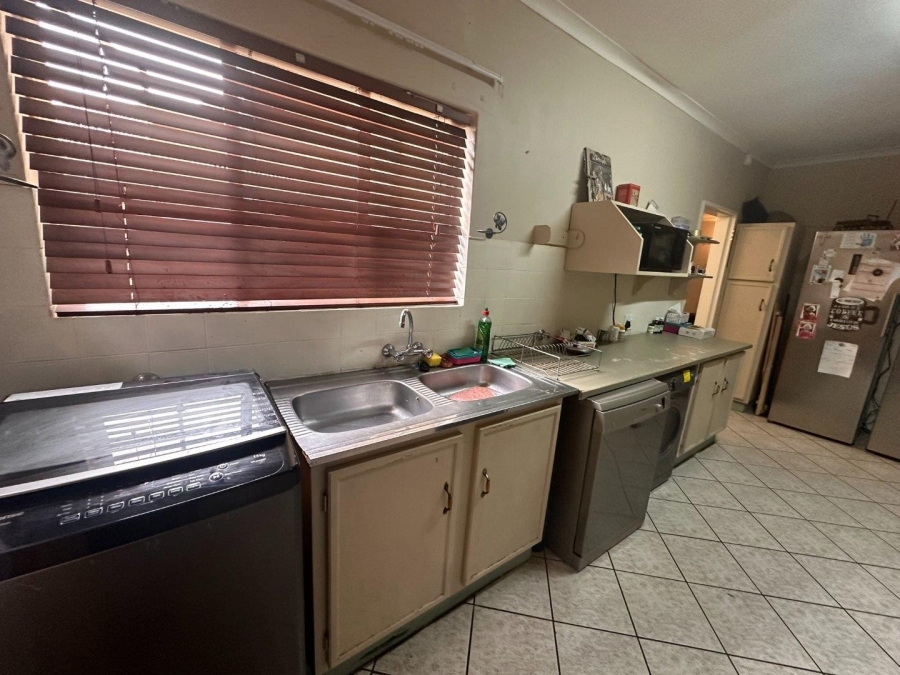 3 Bedroom Property for Sale in Wilro Park Gauteng