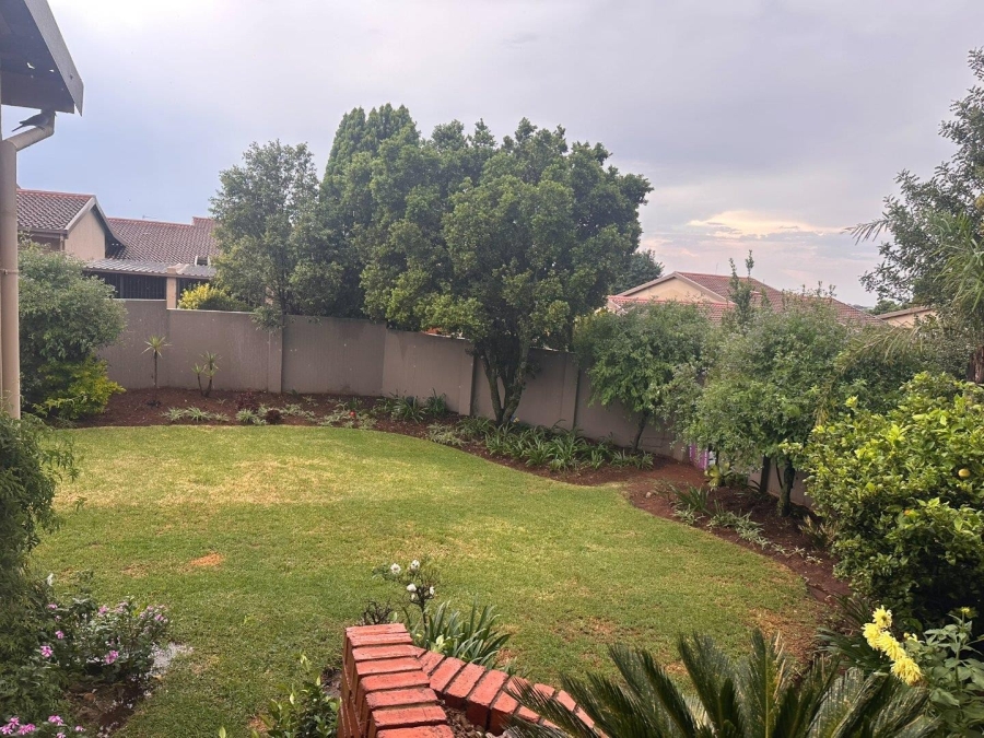 3 Bedroom Property for Sale in Wilro Park Gauteng