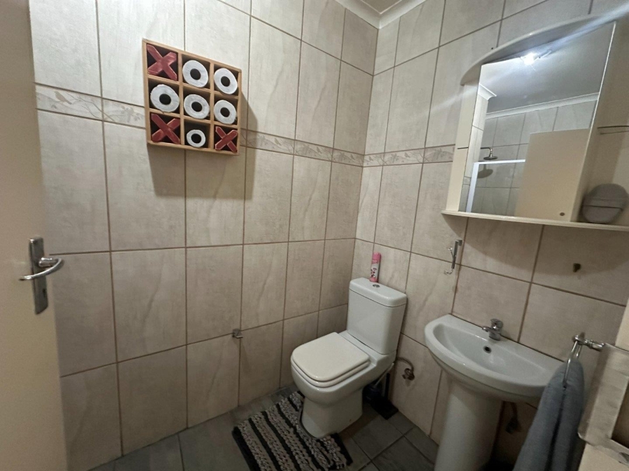 3 Bedroom Property for Sale in Wilro Park Gauteng