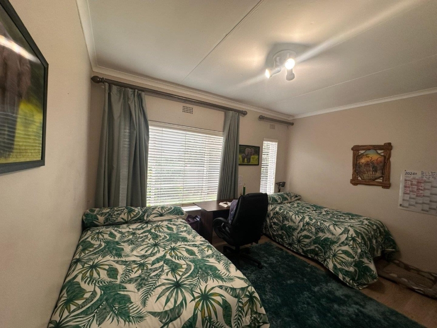 3 Bedroom Property for Sale in Wilro Park Gauteng
