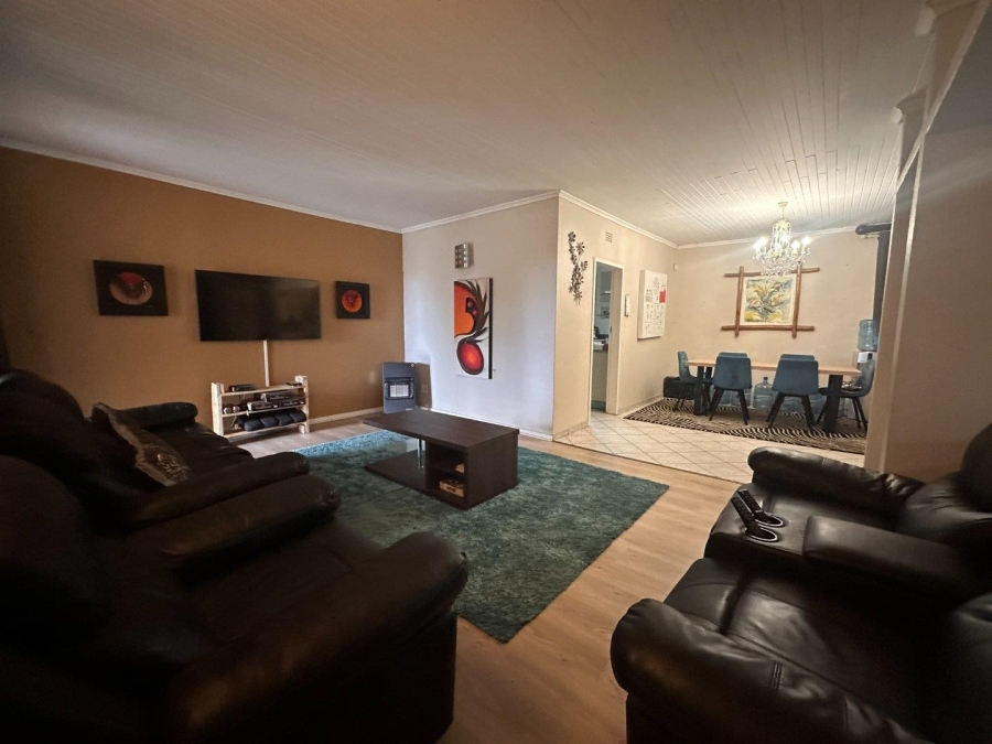 3 Bedroom Property for Sale in Wilro Park Gauteng