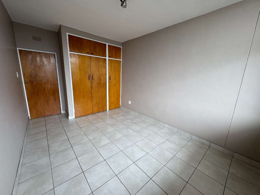 To Let 2 Bedroom Property for Rent in Honeyhills Gauteng