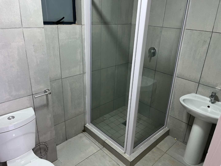 To Let 2 Bedroom Property for Rent in Ferndale Gauteng
