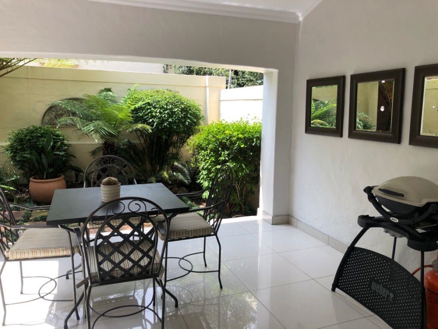 To Let 3 Bedroom Property for Rent in Illovo Gauteng