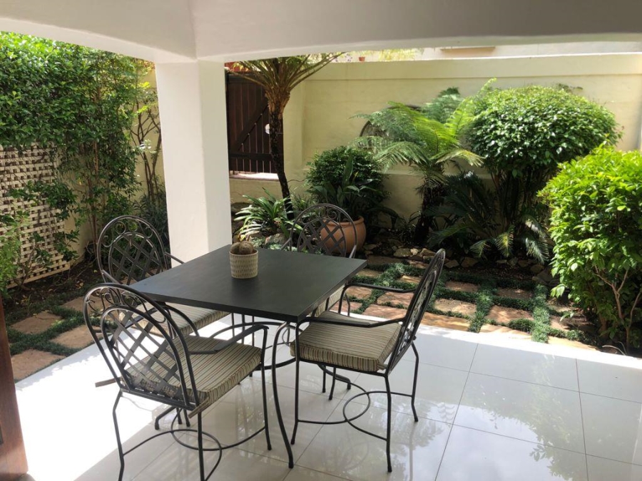 To Let 3 Bedroom Property for Rent in Illovo Gauteng