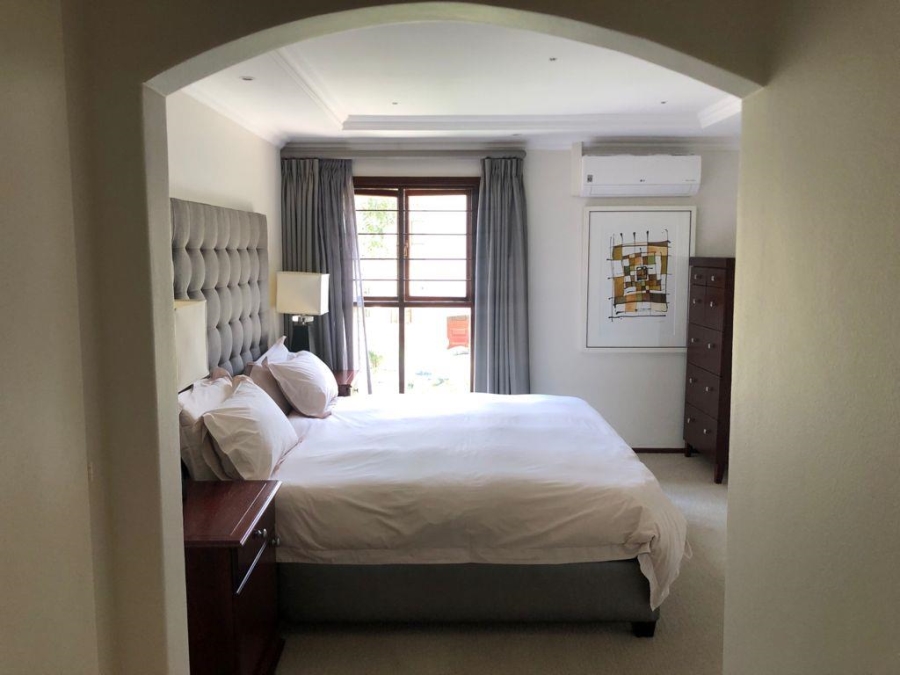 To Let 3 Bedroom Property for Rent in Illovo Gauteng