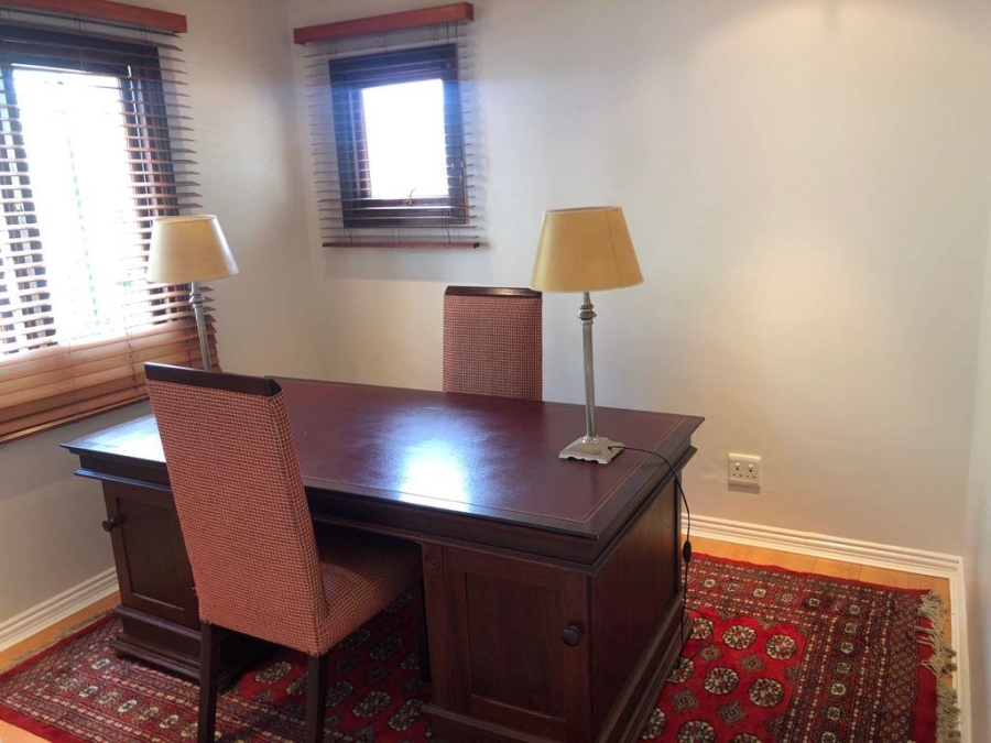 To Let 3 Bedroom Property for Rent in Illovo Gauteng