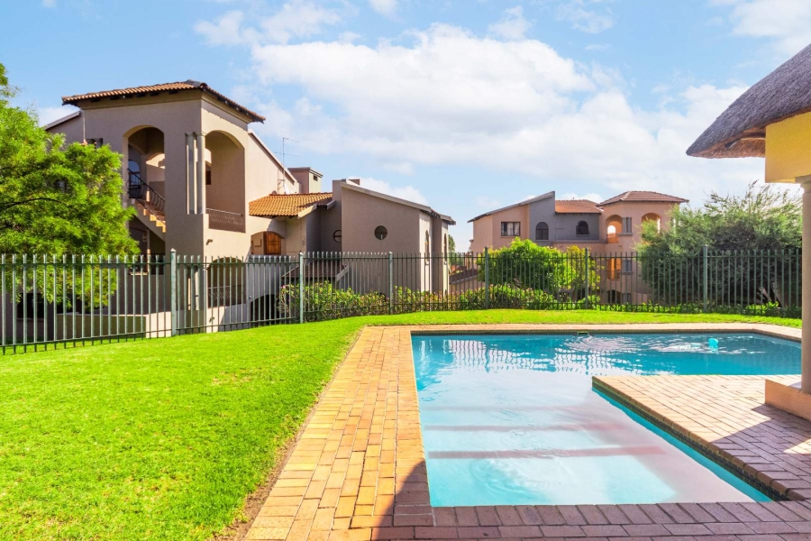 To Let 2 Bedroom Property for Rent in Noordhang Gauteng